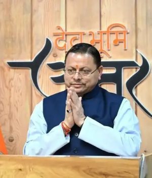 मुख्यमंत्री धामी ने 180 नेचर गाइड्स को प्रमाणपत्र दिए, युवाओं के लिए रोजगार पर जोर