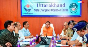 मुख्यमंत्री धामी ने भारी बारिश के बीच अधिकारियों को हाई अलर्ट पर रहने के निर्देश दिए