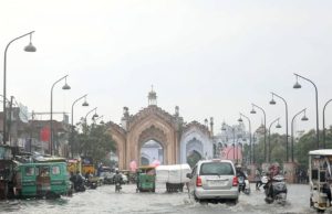 उत्तर प्रदेश के 22 जिलों में भारी बारिश का अलर्ट, कई जिलों में ऑरेंज चेतावनी