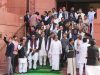 संसद में तीसरे दिन भी गतिरोध, सरकार-विपक्ष के बीच टकराव जारी